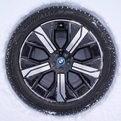 Koła zimowe BMW iX I20 Aerodynamic 1012 Midnight Grey R21
