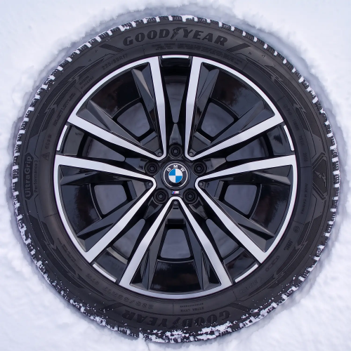 Koła zimowe BMW iX3 NA5 M Aerodynamic 1047M Jet Black R20