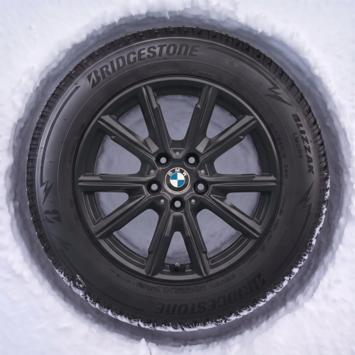 Koła zimowe BMW Seria 1/2 Gran Coupé V-Spoke 967 Gunmetal Grey R17