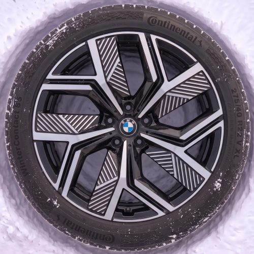 Koła zimowe BMW X5 G65 Aerodynamic 1115 Jet Black R22