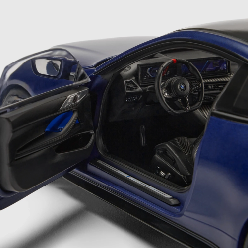 Miniatura BMW M4 G82 LCI 1:18 – Frozen Tanzanite Blue, Minichamps