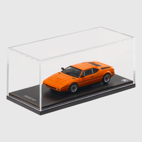 Miniatura BMW M1 E26 1:64 – pomarańczowa, Almost Real