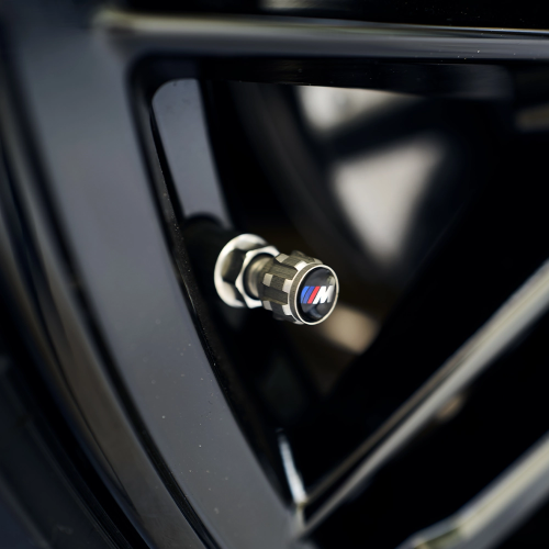 Nakrętki na wentyle BMW M – aluminiowe, zestaw 4 szt.